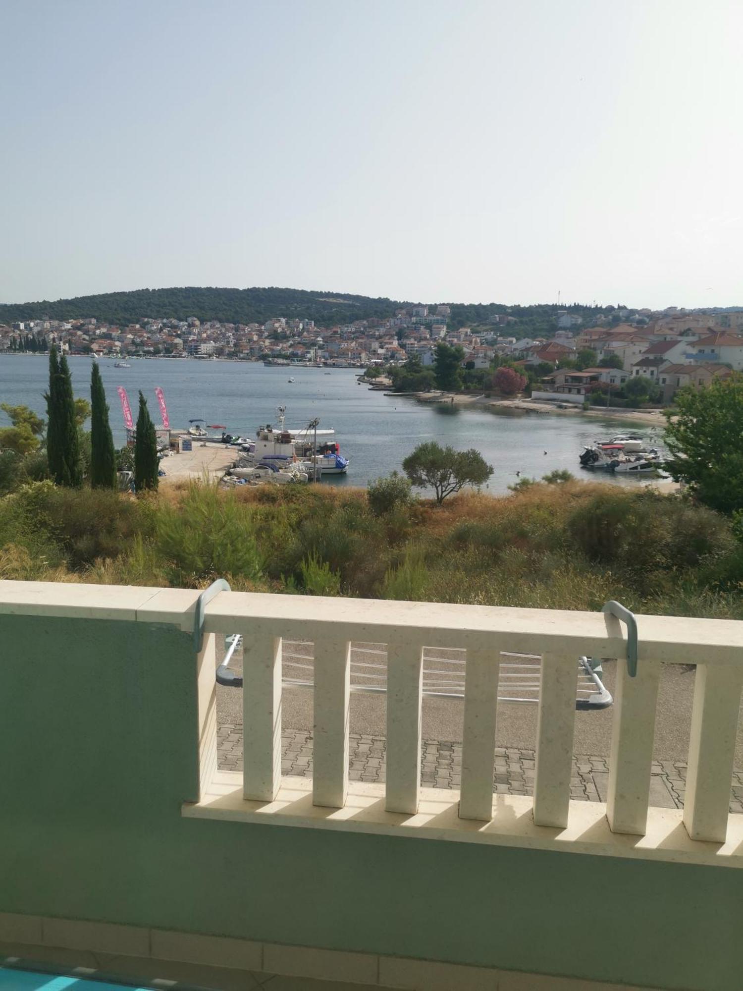 Apartment Croatika On The Beach Τρογκίρ Εξωτερικό φωτογραφία